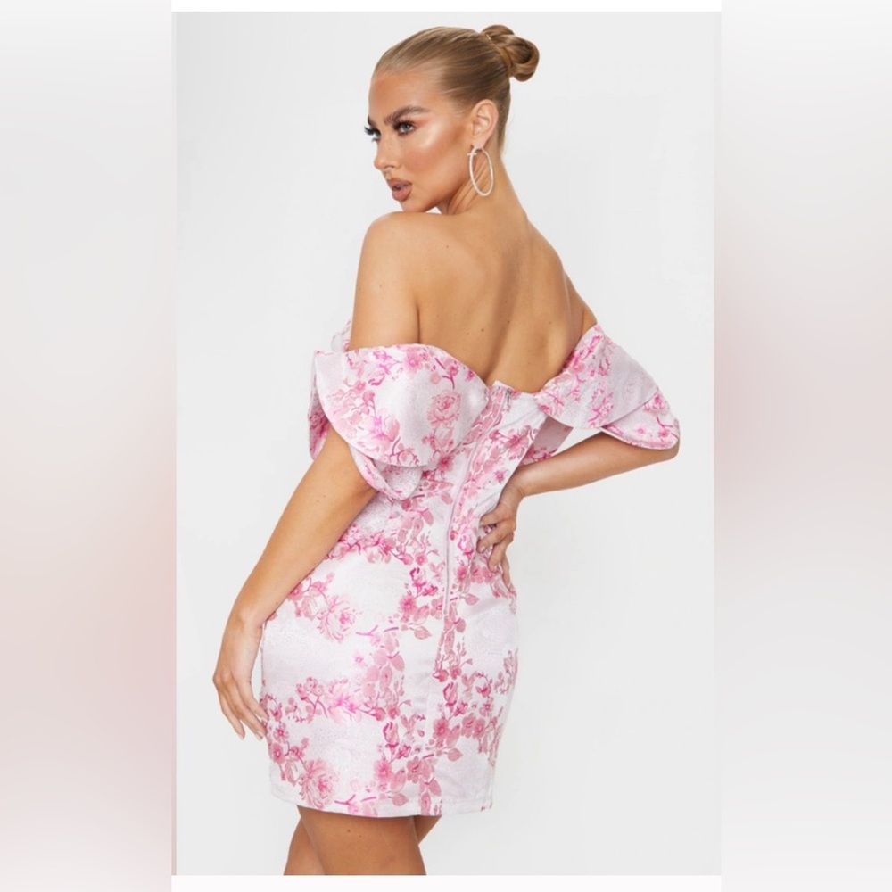 PrettyLittleThing Pink Floral Backless Jaquaerd Dress